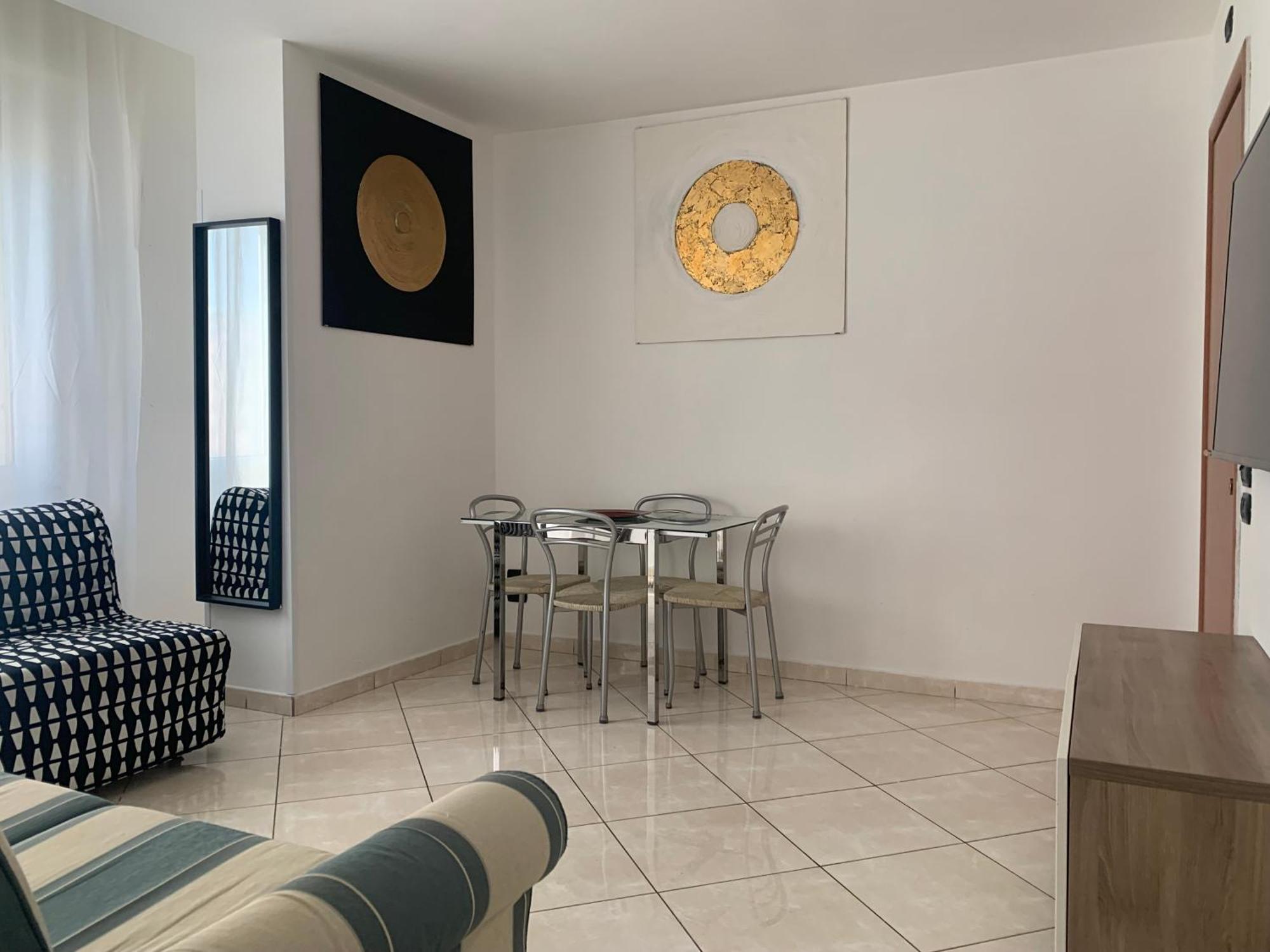 Hotel Tuanis à Naples Extérieur photo